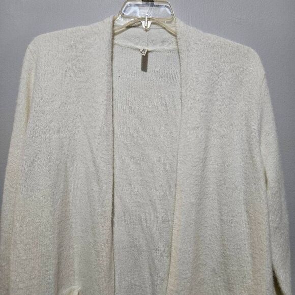 Qixing White Cardigan Sweater Size L - Picture 4 of 6